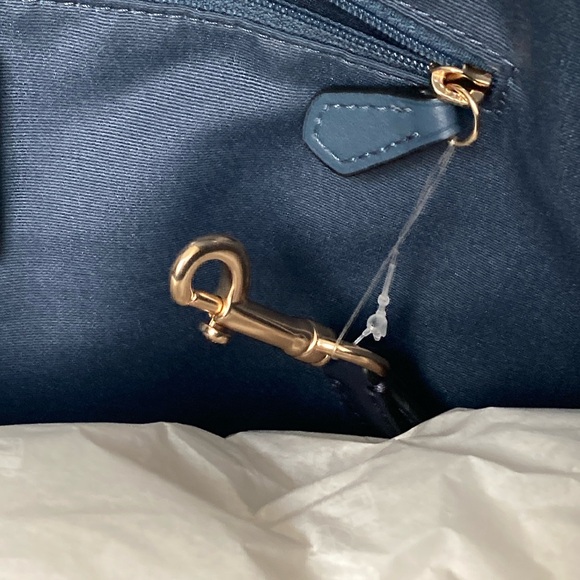 NWT!! Coach Kleo Carryall Tote Bag - Picture 11 of 16